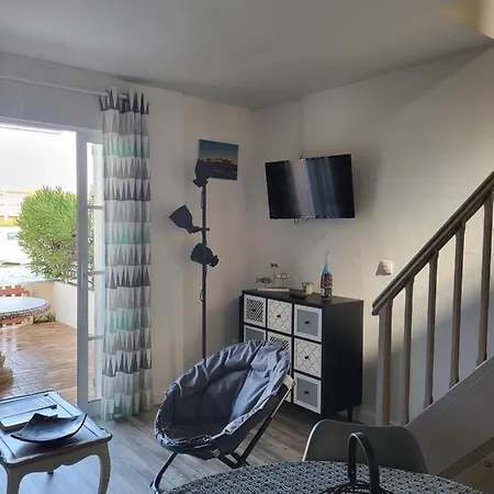 Villa Aux Capellans Sur La Marina Pour 4 Personnes - Vue Marina - Parking - Plage A 5 Min A Pied Saint-Cyprien  Exterior photo